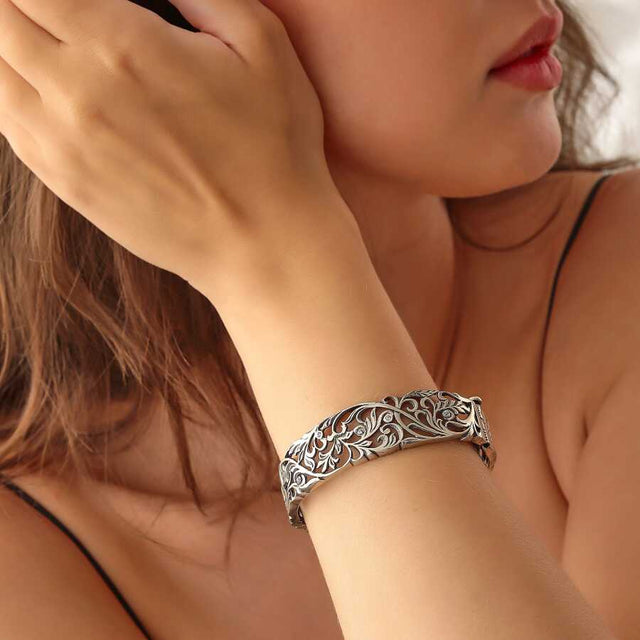 Sterling Silver Zircon Bracelet - Oval Filigree Design