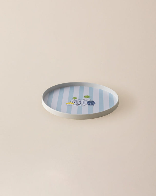 Colorful Plastic Round Serving Tray - Modern & Versatile Design
