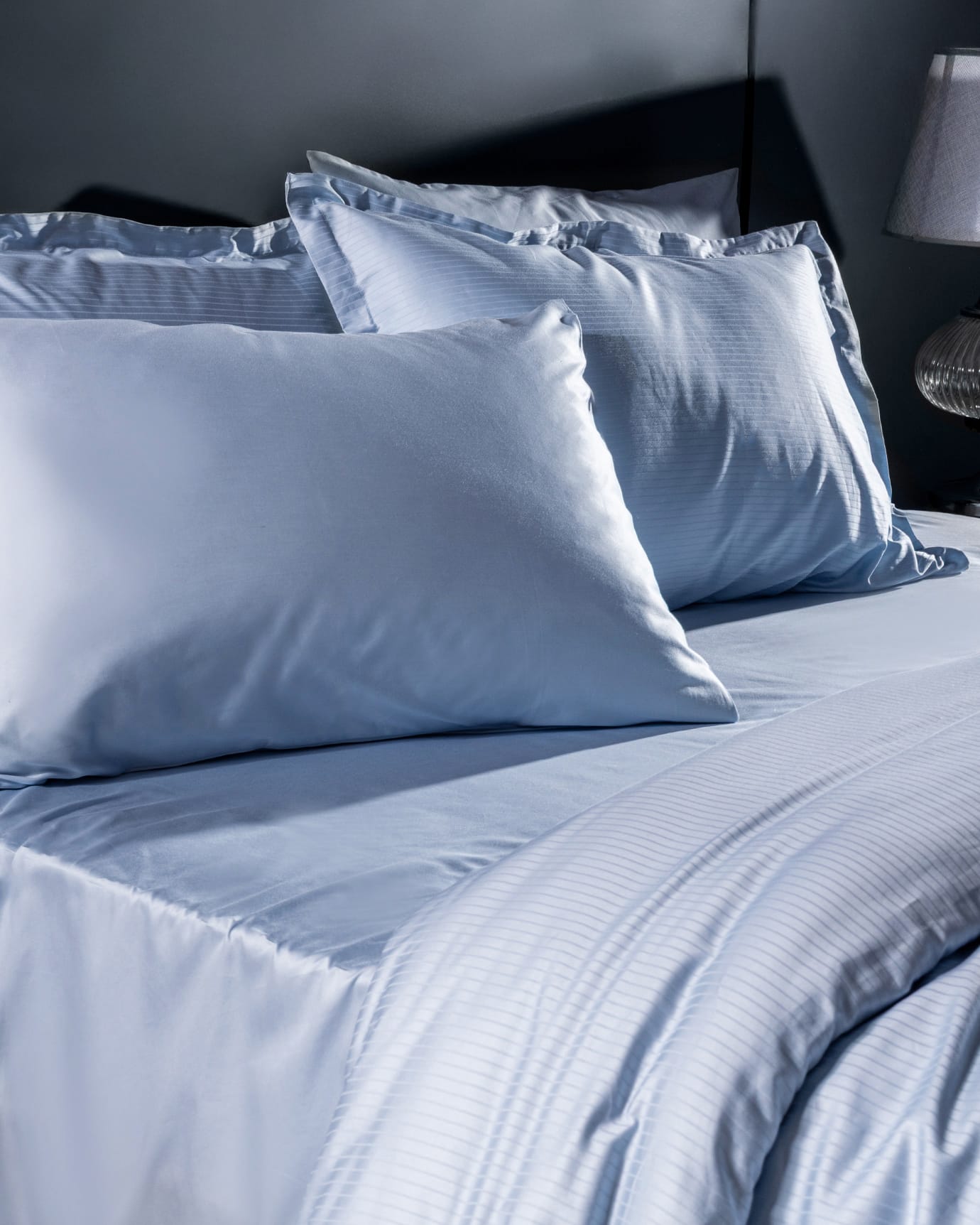 100% Cotton Sateen Double Duvet Cover Set - Striped, 300 TC
