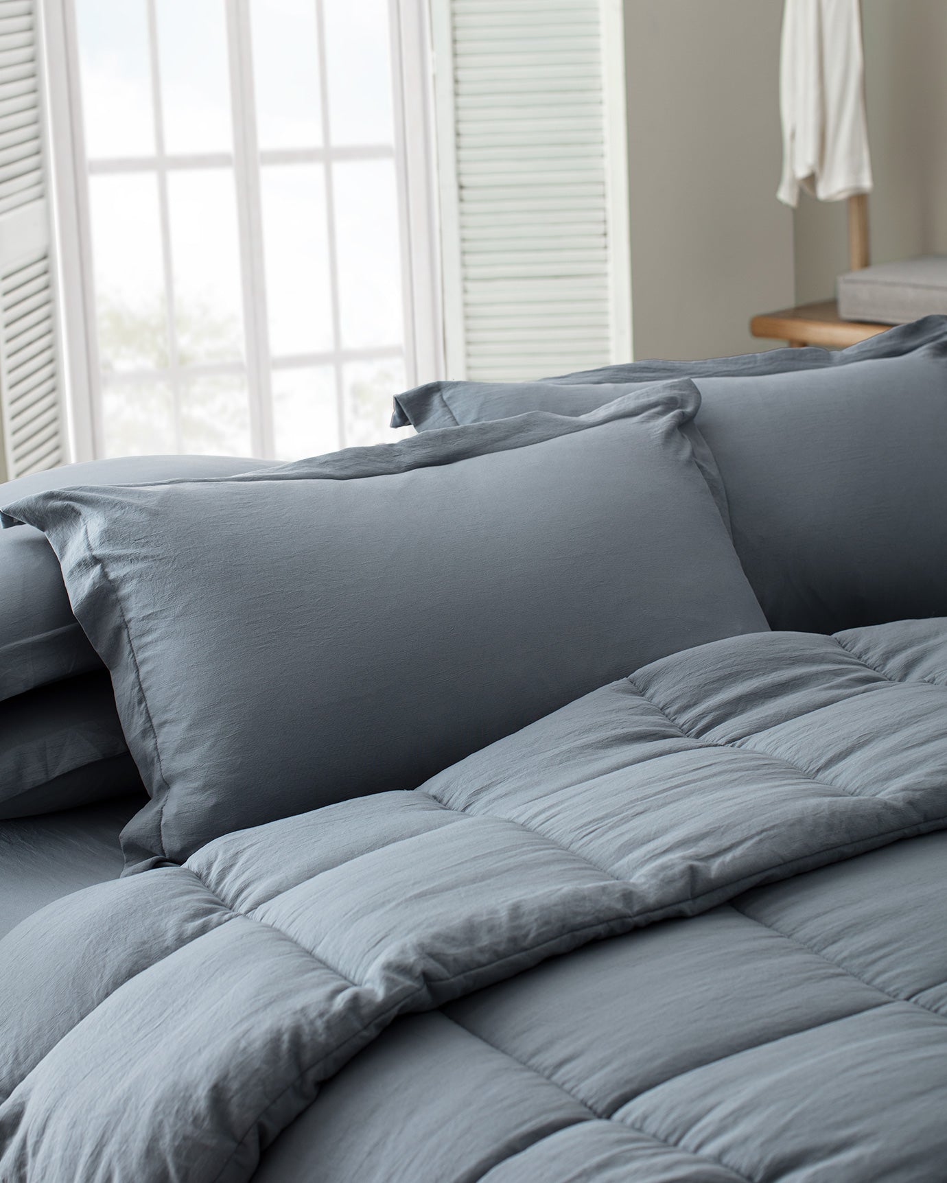 100% Polyester Double Bedding Set - Indigo Mona Collection