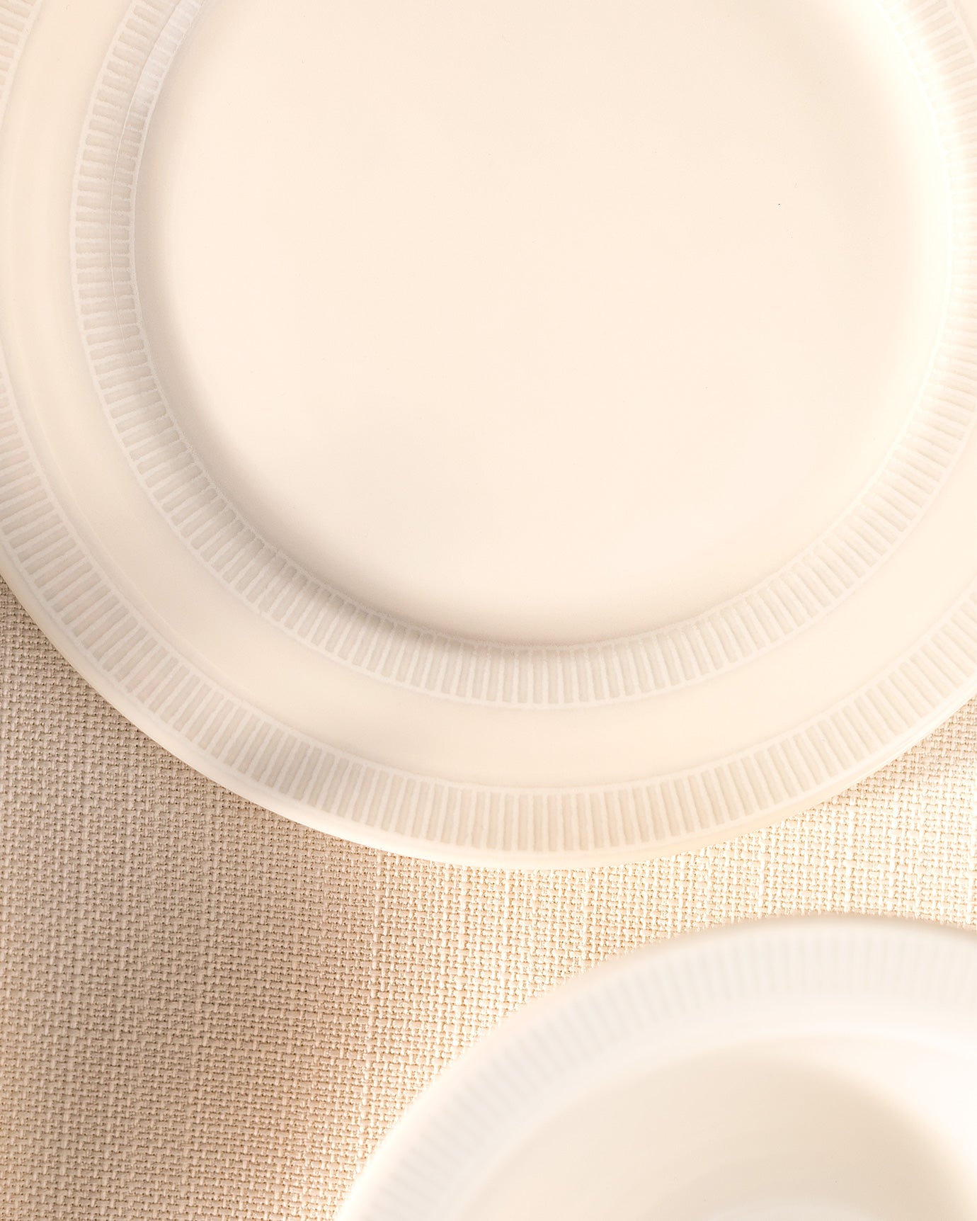New Bone China 6-Person 24-Piece Dinner Set - Lucinda Design