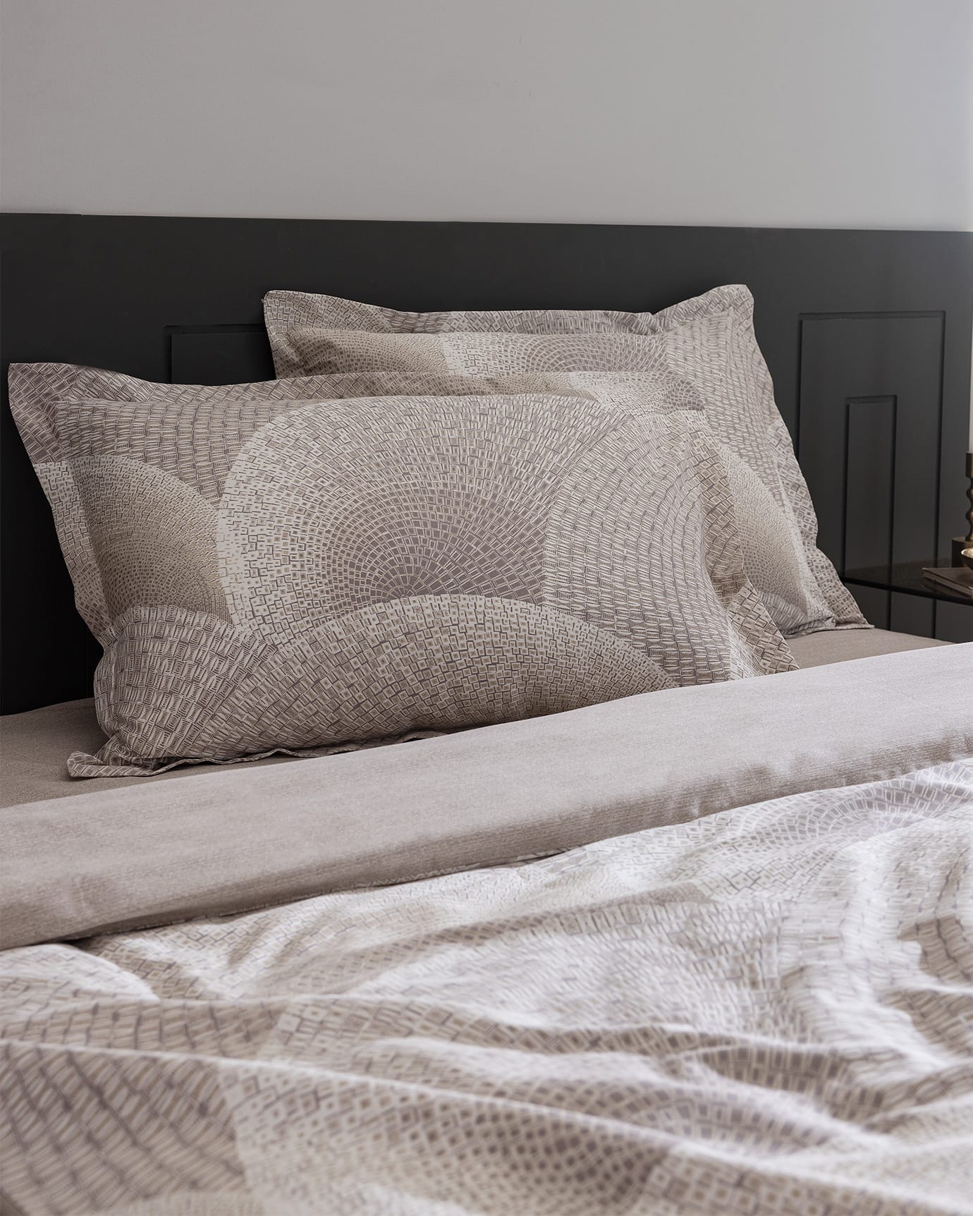 Premium 100% Cotton Sateen Double Duvet Set - Elegant Printed Design