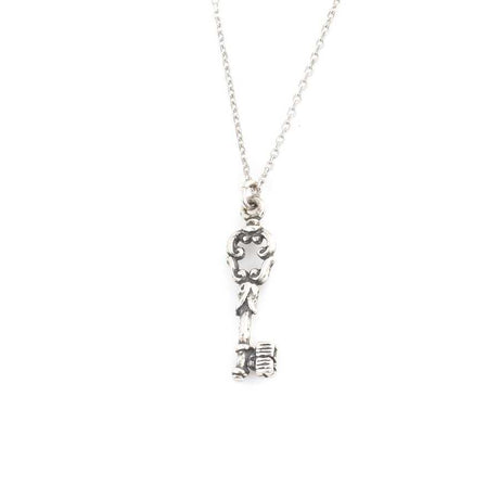 925 Sterling Silver Key Pendant Necklace - Timeless Elegance