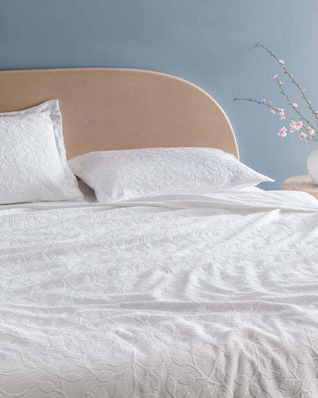 Chantal King Size 100% Cotton Bedspread Coverlet