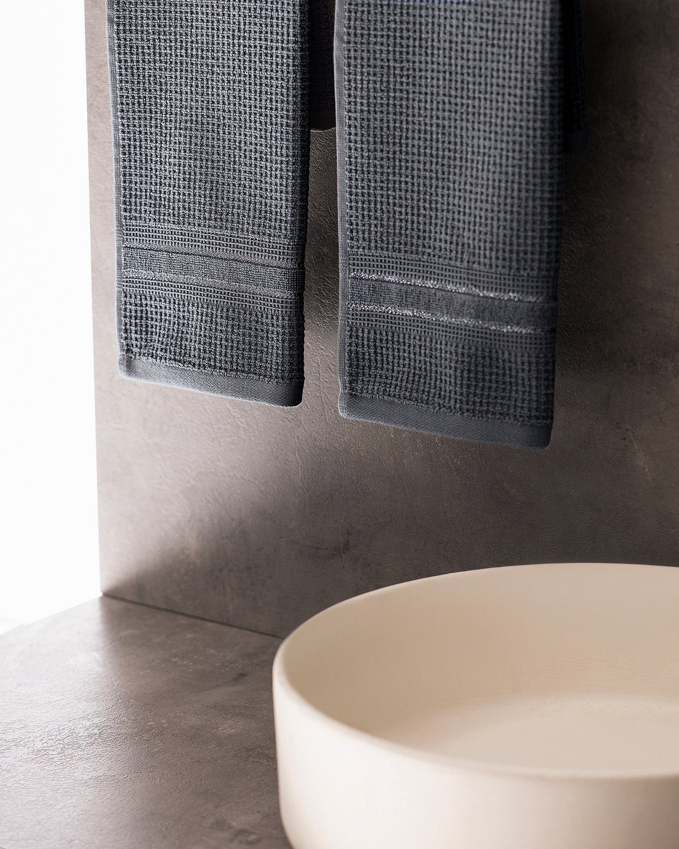 Jolie 2-Pack 100% Cotton Hand Towel Set - Soft & Absorbent Bathroom Towels