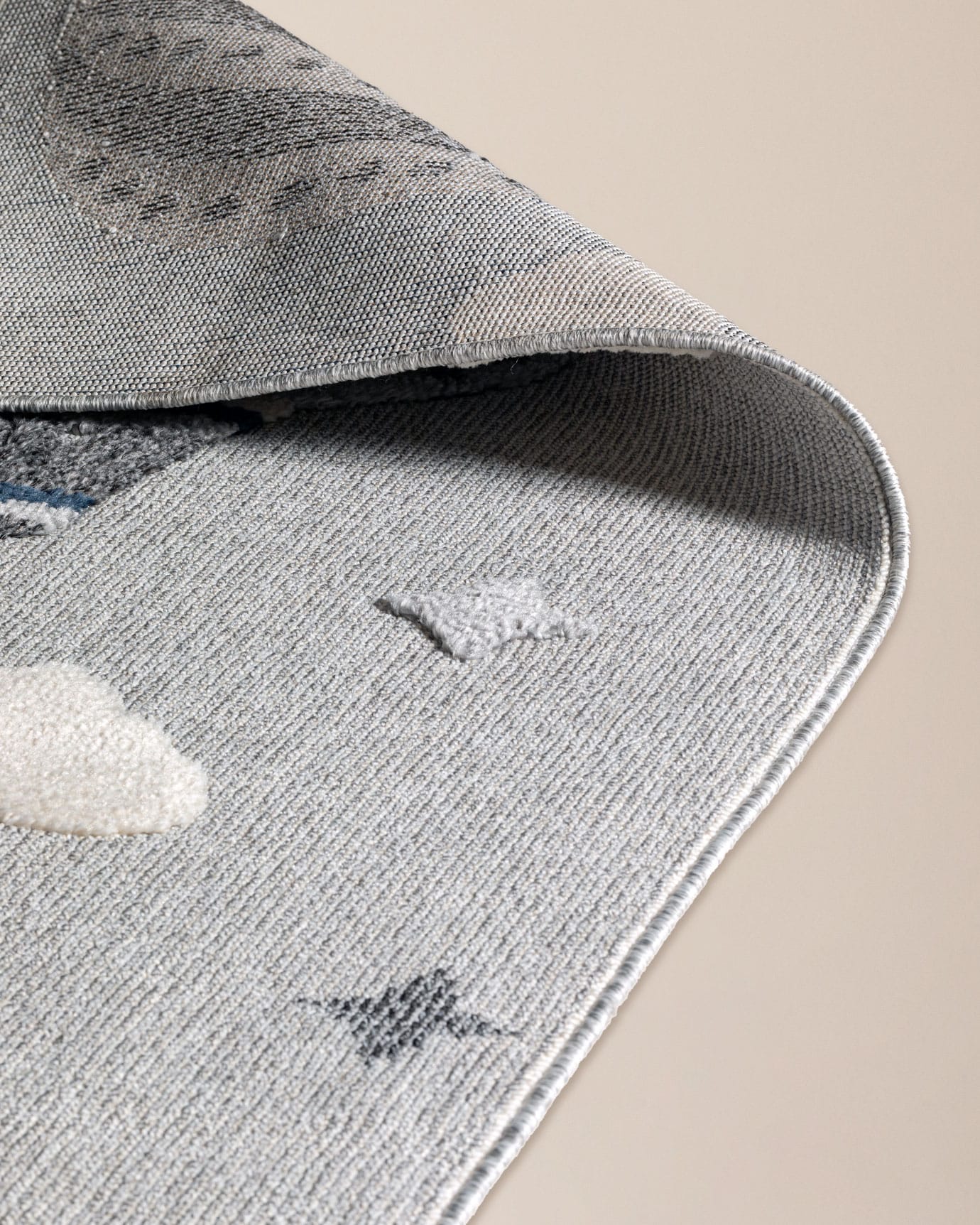Polypropylene Area Rug - Modern Grey with Fringed Edges