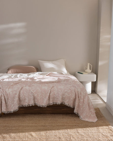 Premium 100% Cotton Quilted Bedspread - Soft & Breathable Comfort