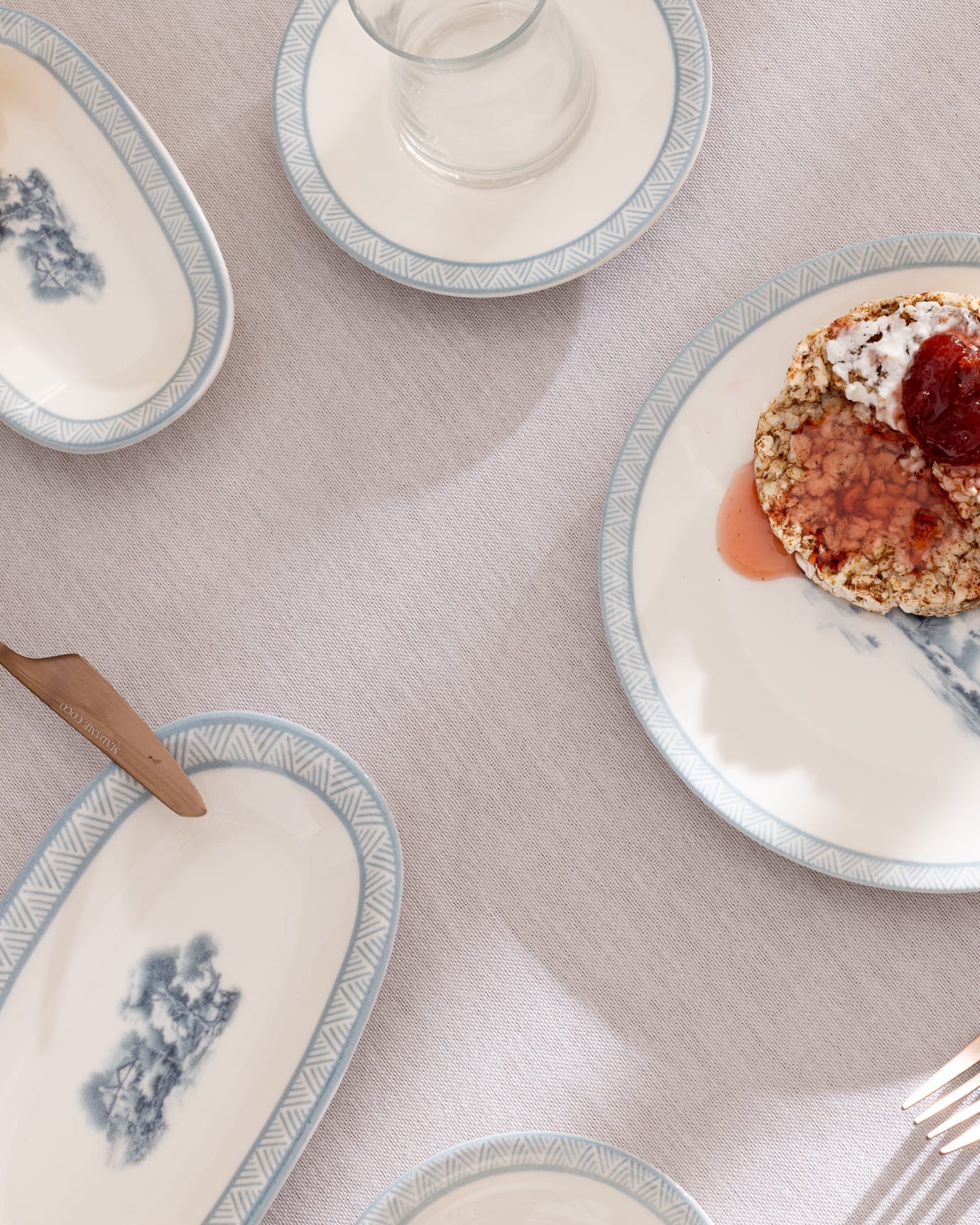 New Bone China Breakfast Set - Elegant Two-Tone Style
