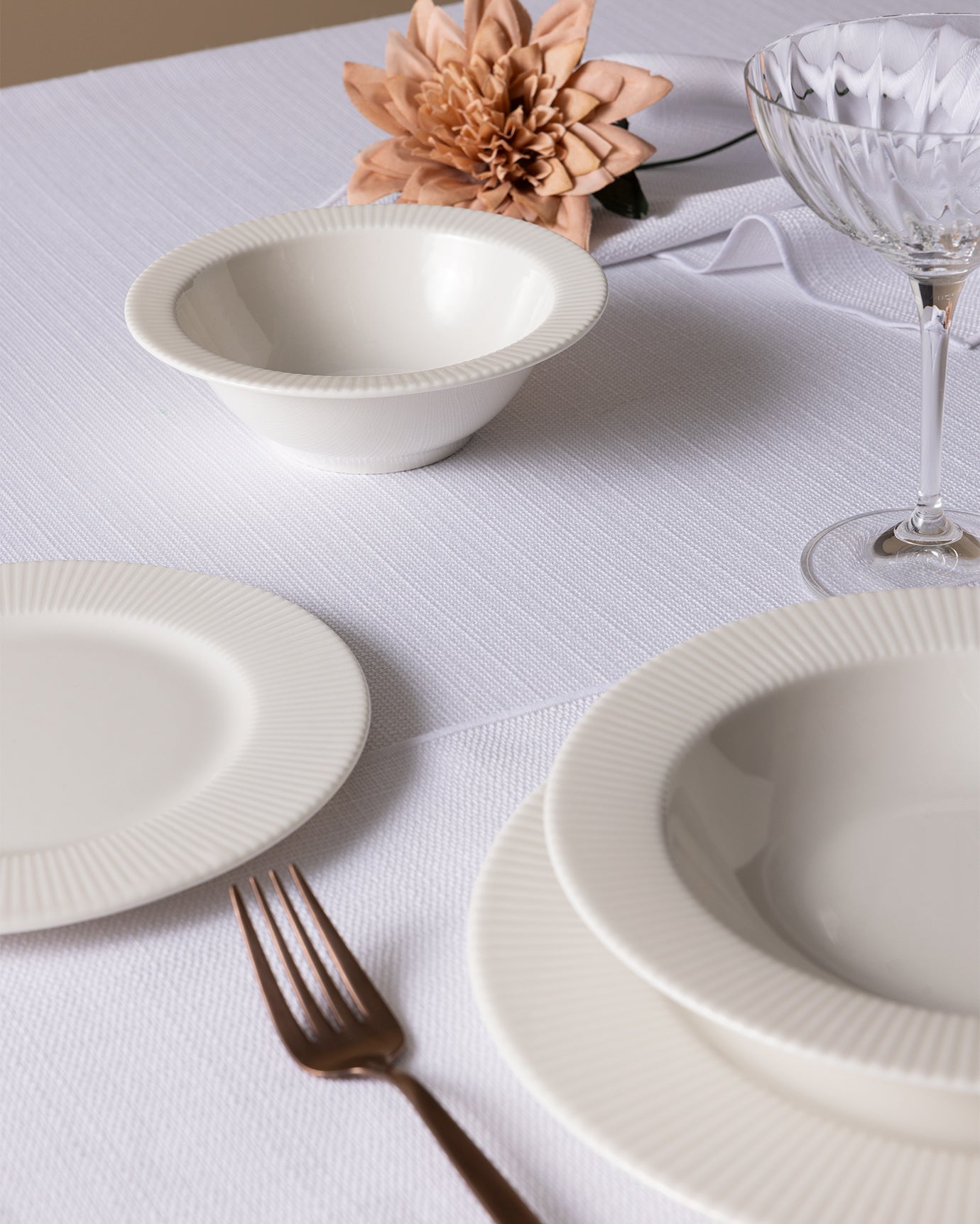 New Bone 6-Person Dinner Set - Elegant Grace Design