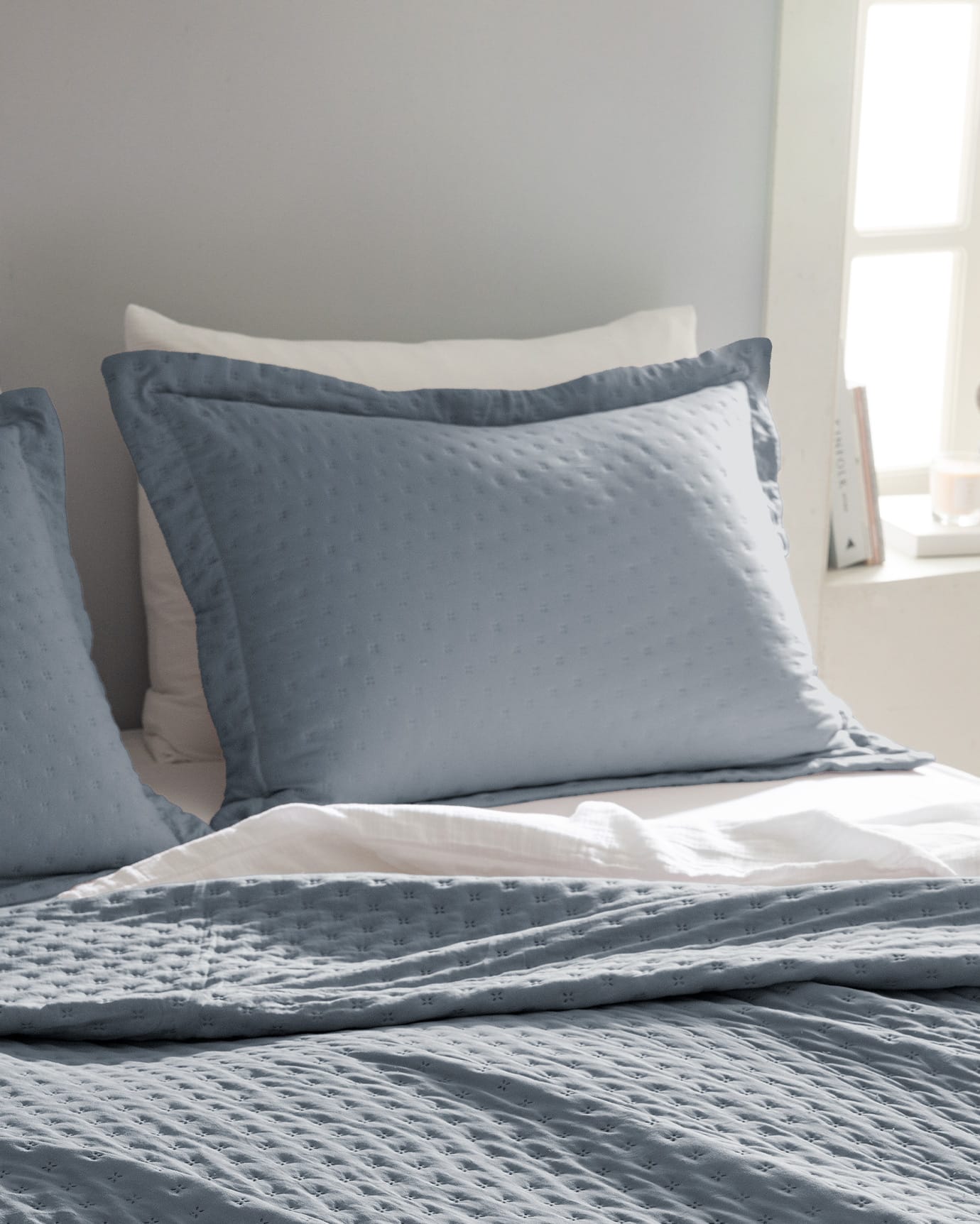 Rennes Indigo Double Bedspread