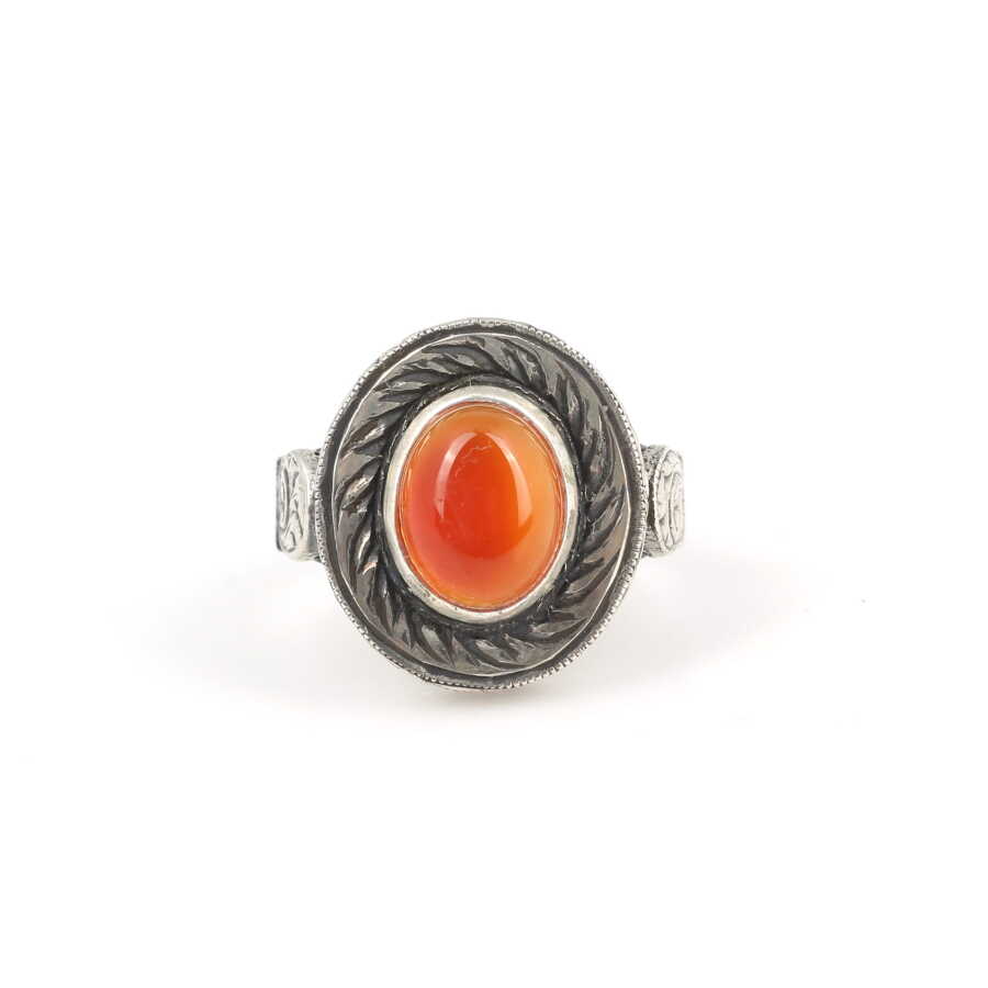 Sterling Silver Agate Men's Ring - Hand-Engraved Wind Rose Design