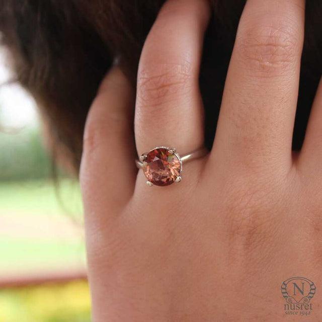 925 Sterling Silver Zultanite Solitaire Ring - Round Cut