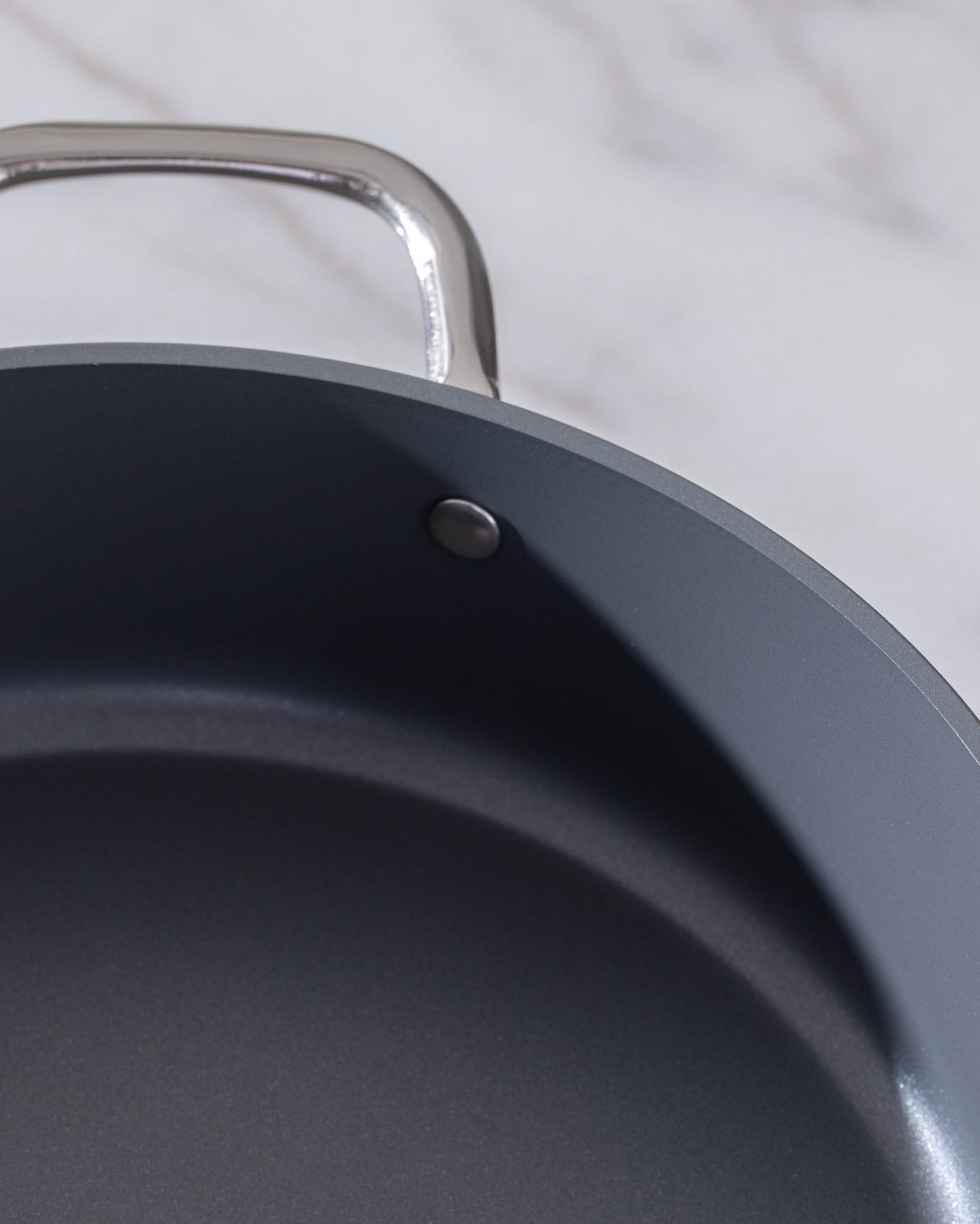 Professional Titanium Nonstick Shallow Cooking Pot - 26cm Anthracite Gray