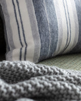 Housse de Coussin Premium en Mélange Polyamide-Acrylique - Style Gris & Indigo