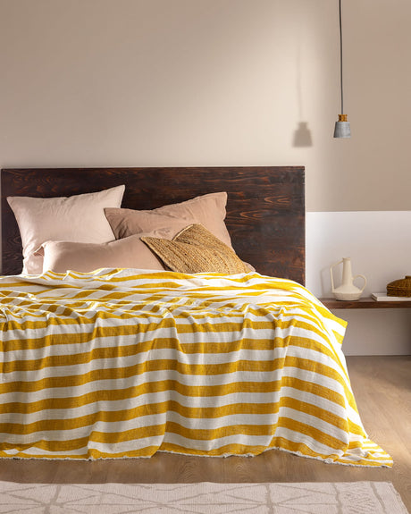 Cotton Blend Double Bedspread - Aviral Design