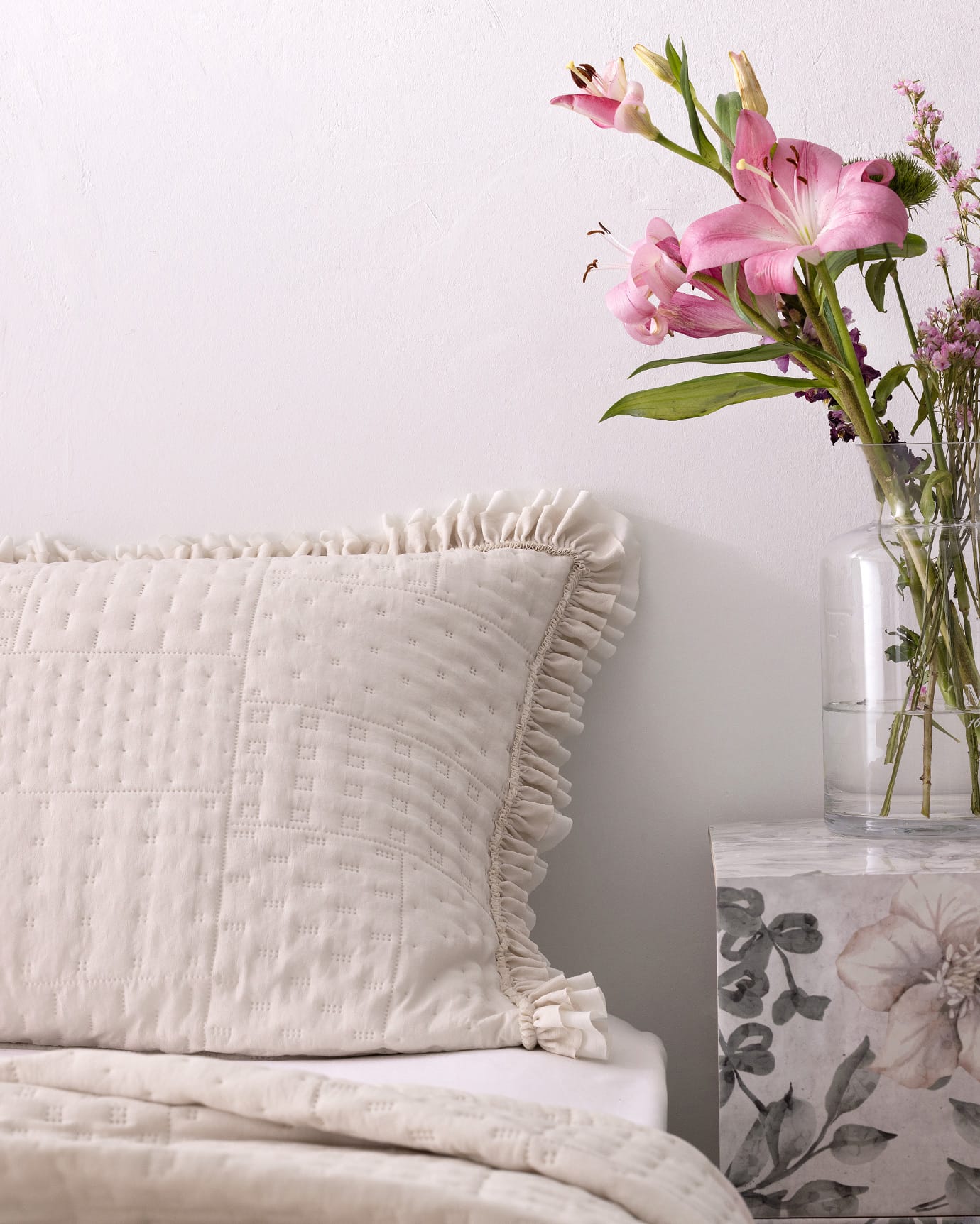Twin Size Decorative Bedspread