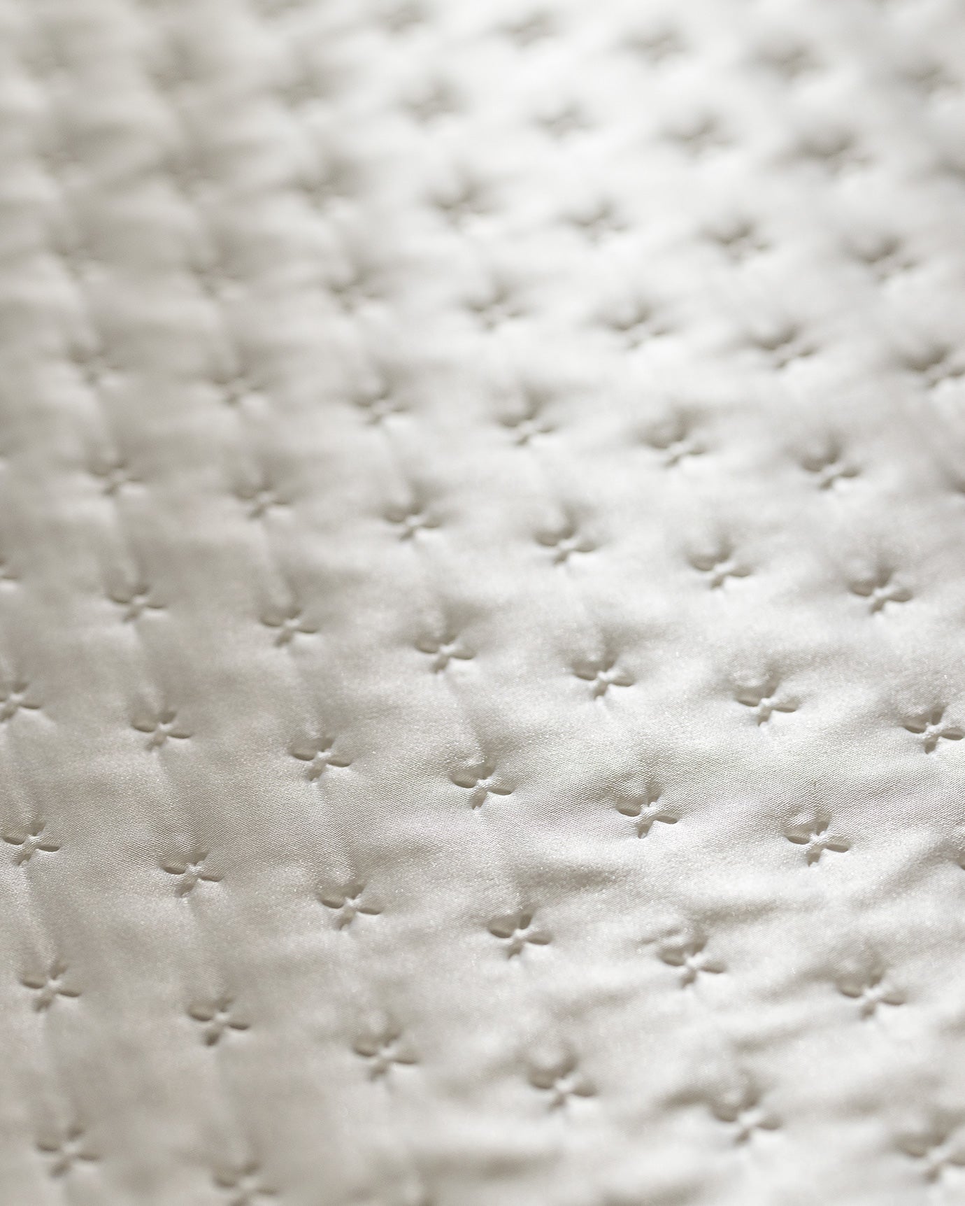 Twin Size Satin Bedspread Coverlet - Elegant Soft Bedding