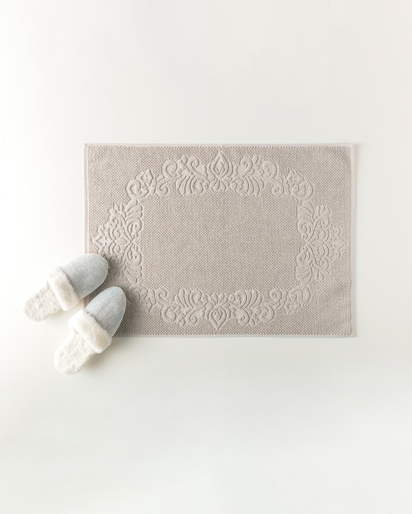 Plush 100% Cotton Absorbent Bath Mat - Taupe