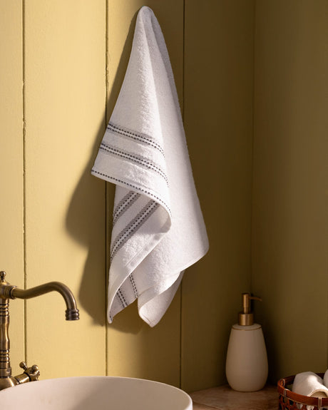 100% Cotton Face Towel - Plush Absorbency & Soft Comfort