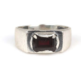 925 Sterling Silver Men's Ring - Rectangular Garnet Gemstone
