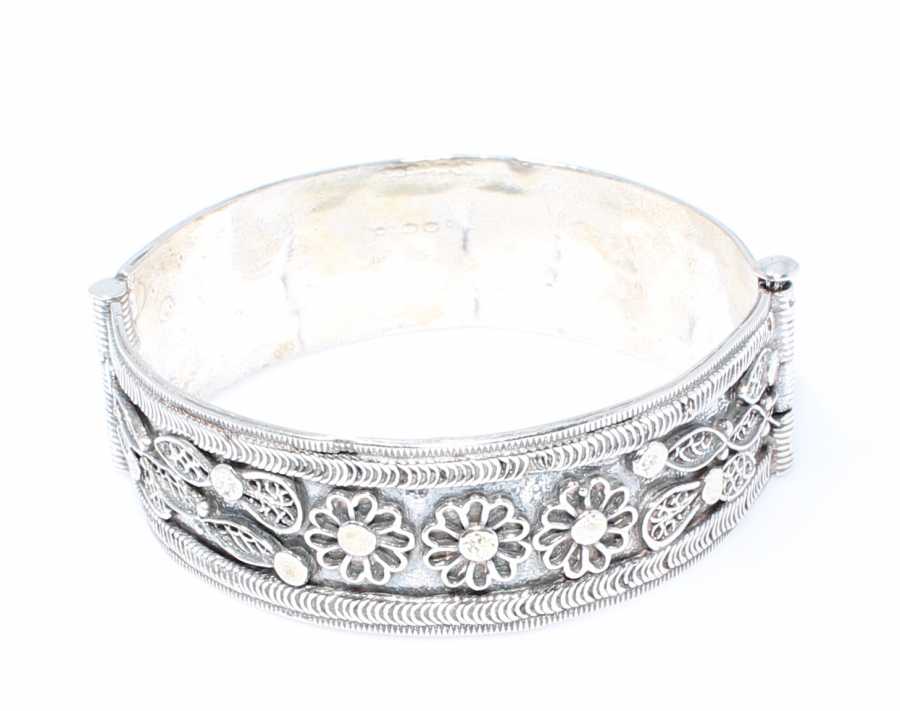 925 Sterling Silver Filigree Bangle - Handcrafted Floral Design