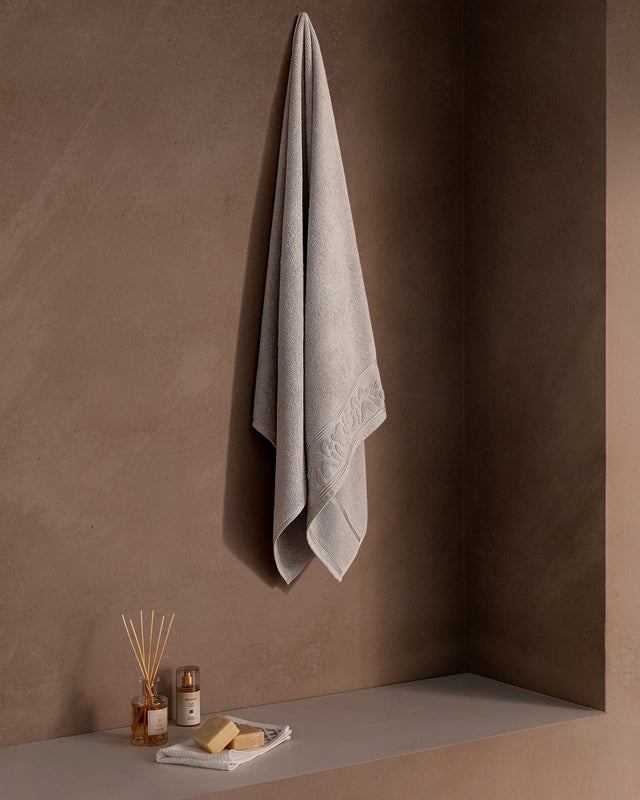 Tilda Soft Absorbent Cotton Bath Towel