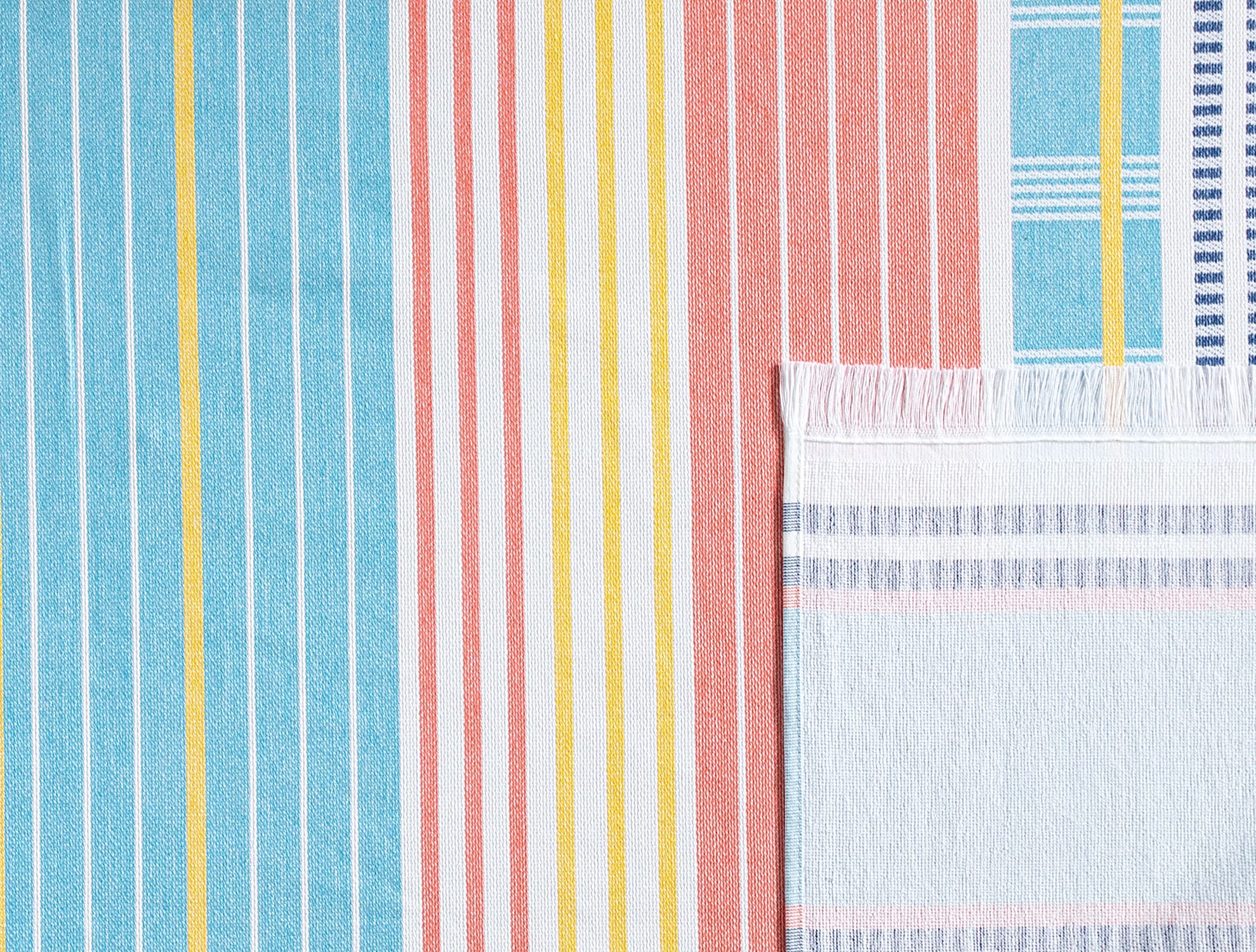 Marc Design Quick Dry Beach Towel - Soft & Absorbent Pool Essential