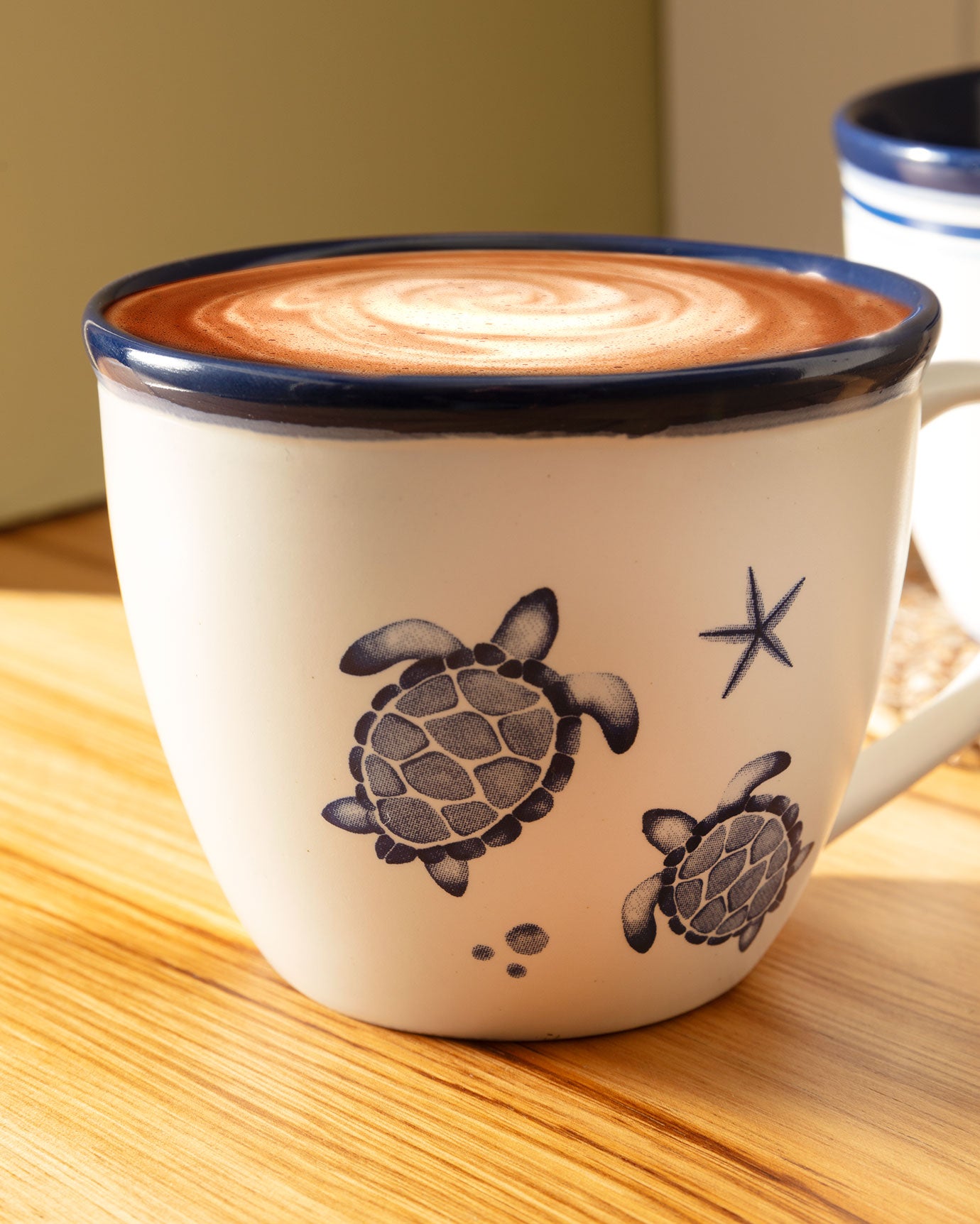 Nouveau Set de 2 Tasses en Céramique Osseuse - Design Océan Marin