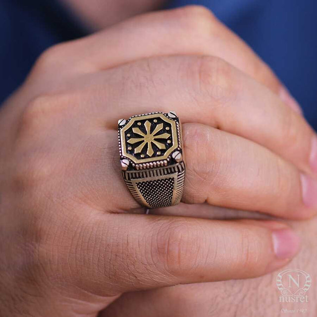 Premium Sterling Silver Square Snowflake Motif Mens Ring