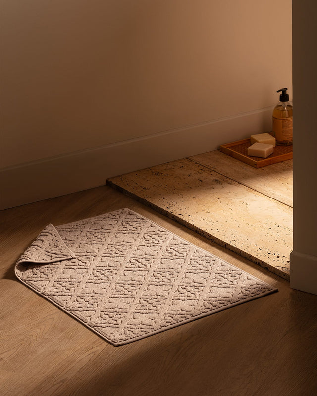 Soft 100% Cotton Foot Towel - Absorbent Bath Mat