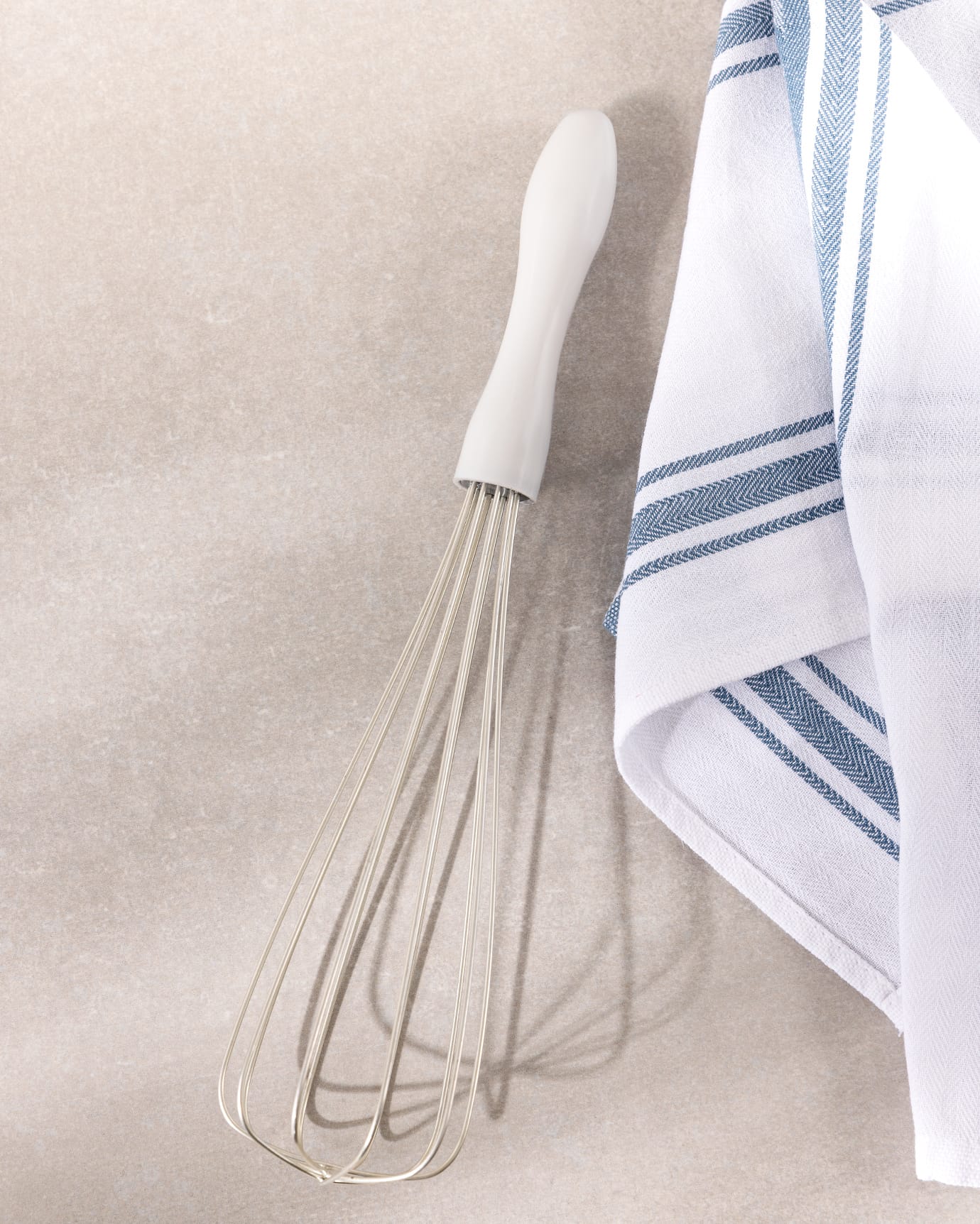 Small Kitchen Whisk, Soft Ecru Hand Mixer for Cooking & Baking