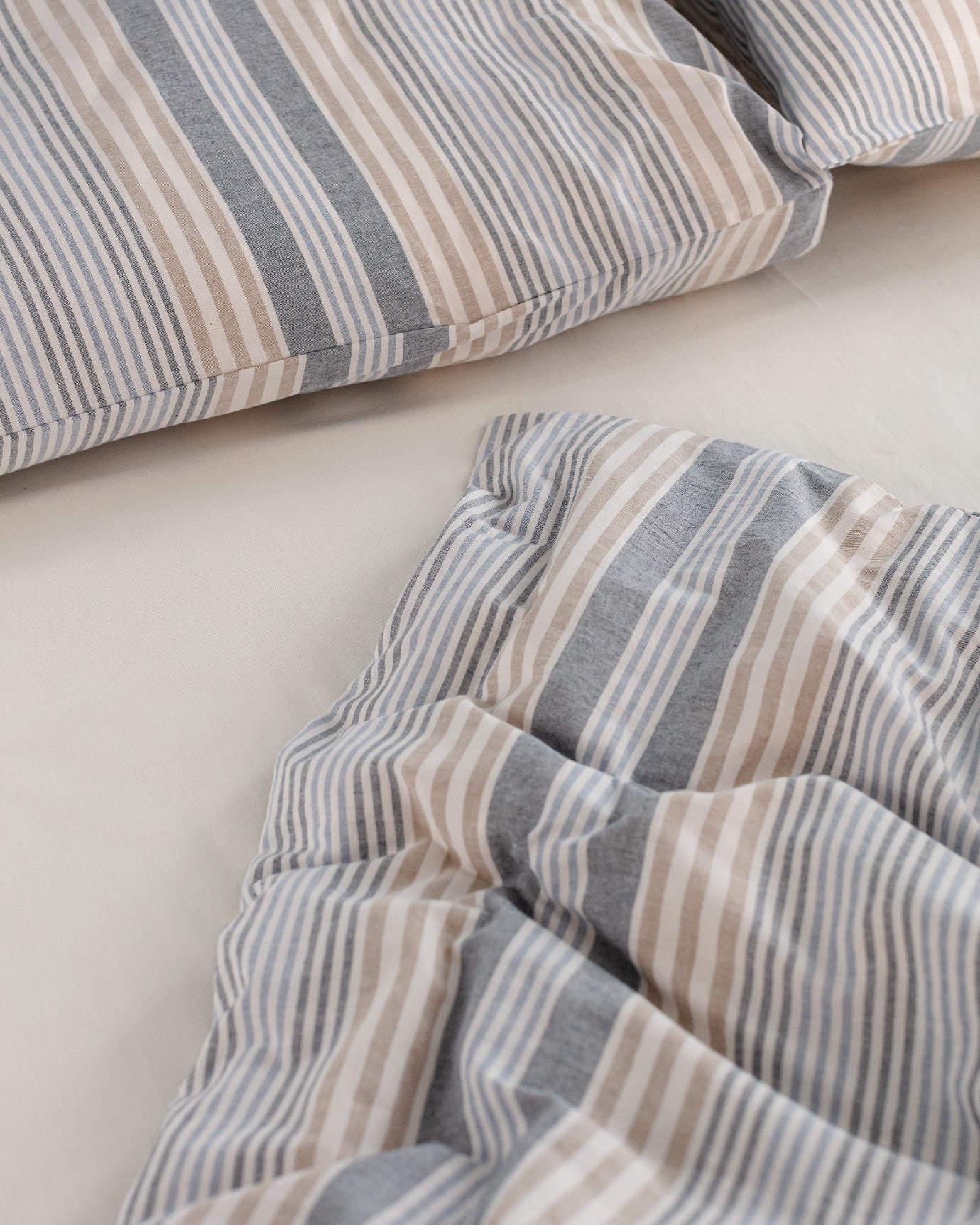 Cotton-Blend King Size Duvet Cover Set - Yarn-Dyed Weave