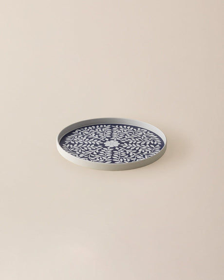 Plastic Round Serving Tray - Contemporary Style