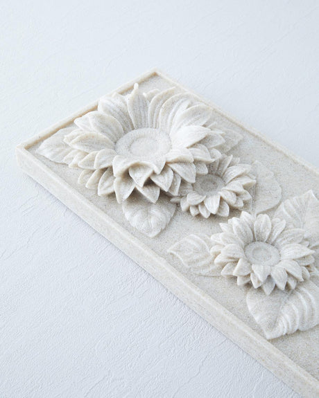 Elegant Floral Wall Decor Accessory Beige