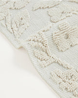 Professional Cotton Boucle Kilim Rug Cream Floral Design