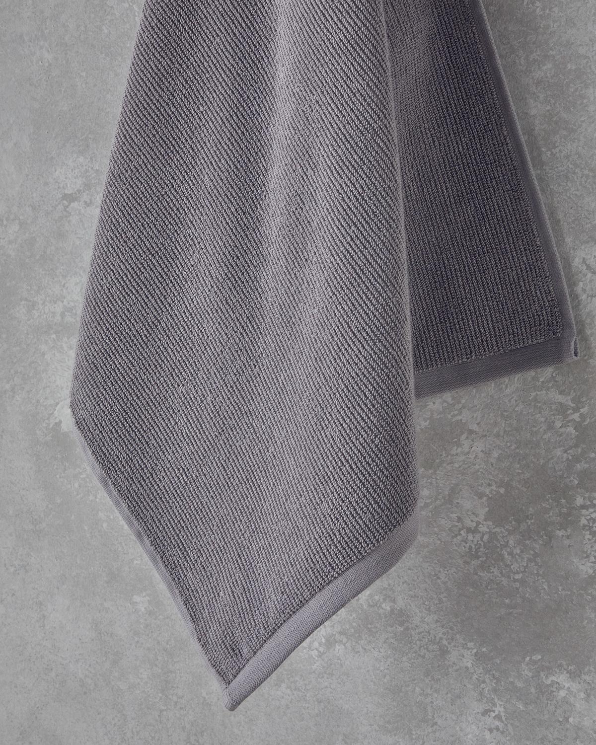 Professional Grade Fluffy Cotton Face Towel Premium Softness