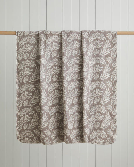 Premium Foliage Patterned Cotton-Acrylic Double Blanket