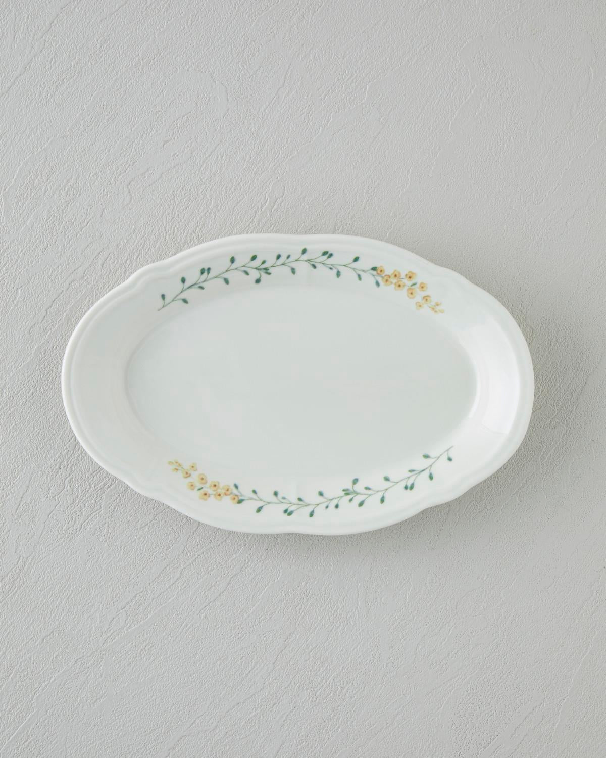 Professional Grade Porcelain Breakfast Set 20 Piece 6 Person Colorful Freesia Design