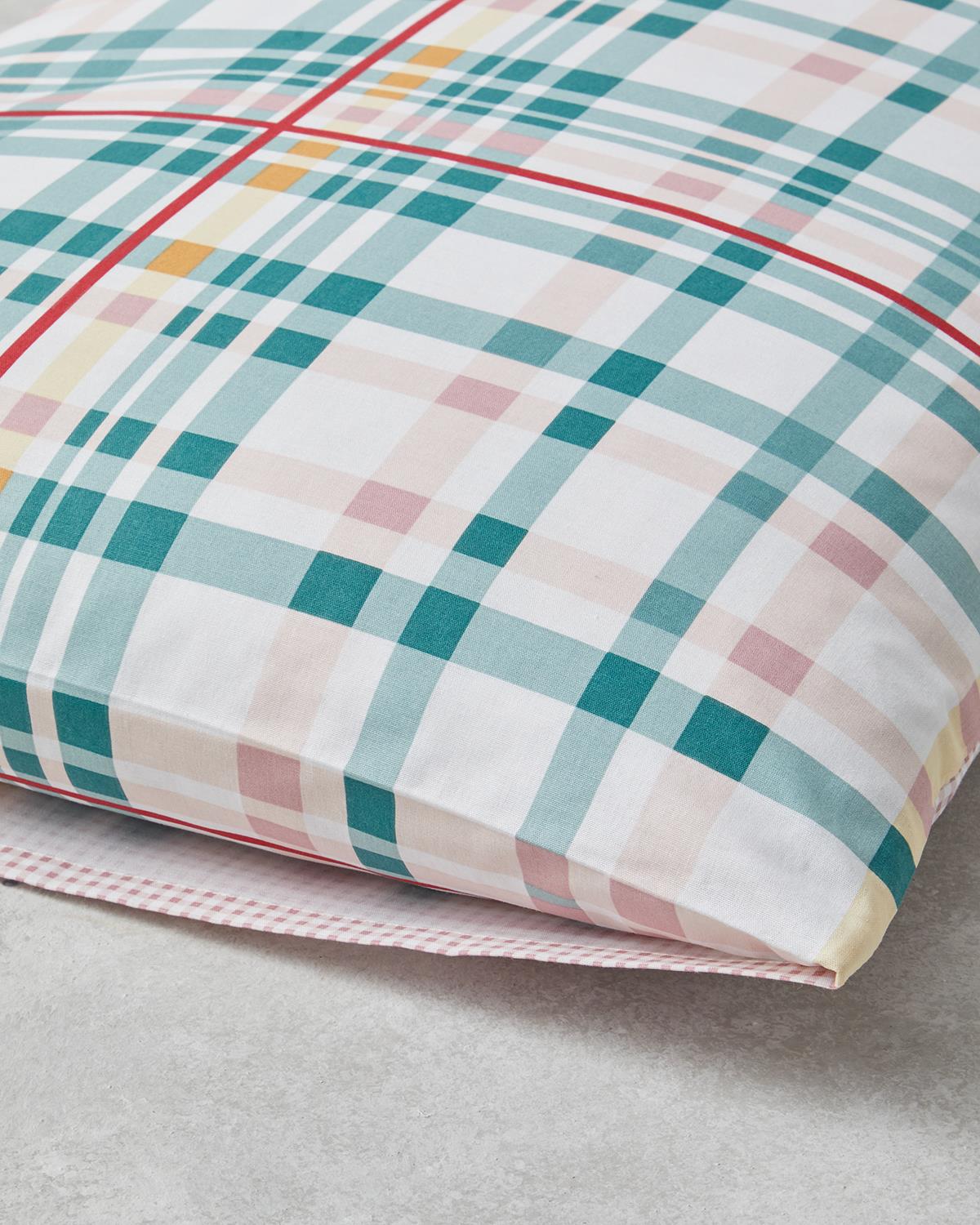 Premium Geo Plaid Cotton Pillowcase Pair   Green Pink Design
