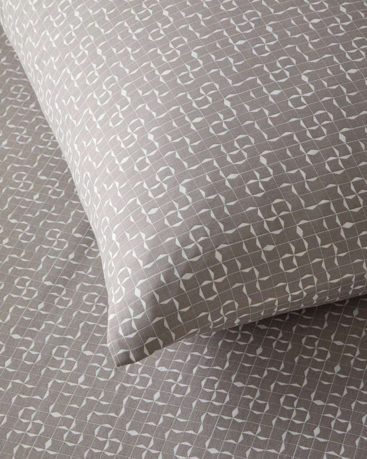 Premium Easy Care Double Duvet Cover Set Fitted Sheet Mink 200x220cm
