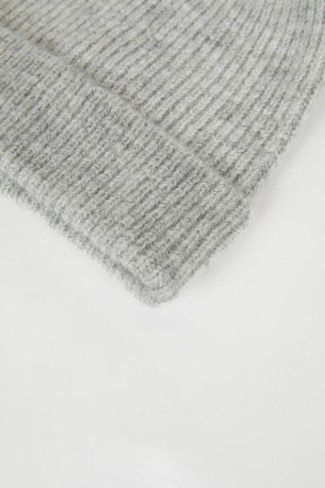 Girl Baby Pom - Pom Beanie - cozy & Stylish - TryAladdin