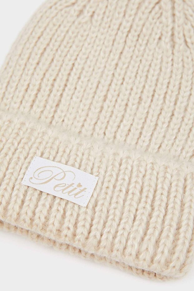 Girls' Knitted Beanie - Warm, Stylish & Woven Label - TryAladdin