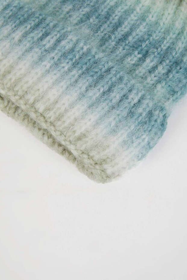 Girl's Ombre Pom - pom Beanie - Stylish & Warm for Winter - TryAladdin