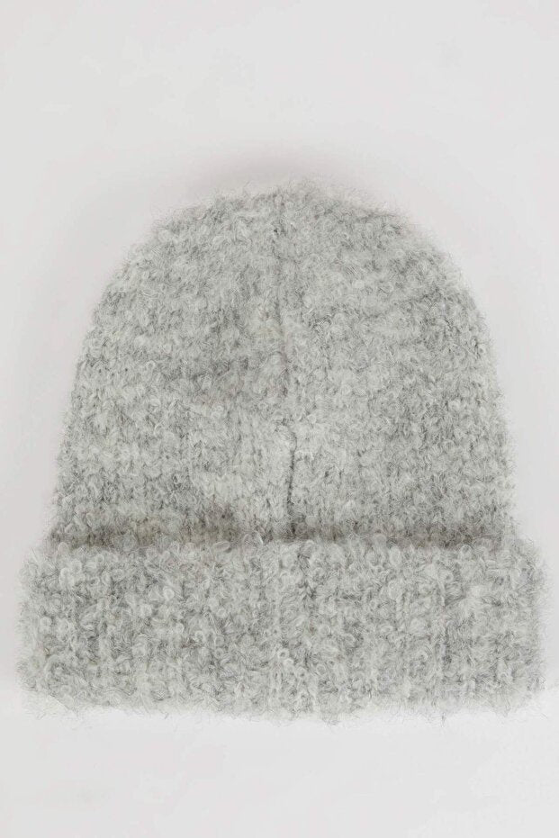 Girl's Plush Beanie - Soft, Warm & Stylish - TryAladdin