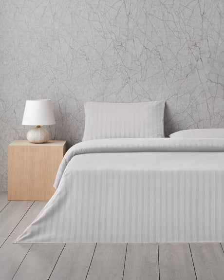 Professional Grade Easy Iron Percale Duvet Cover Set   Double   White