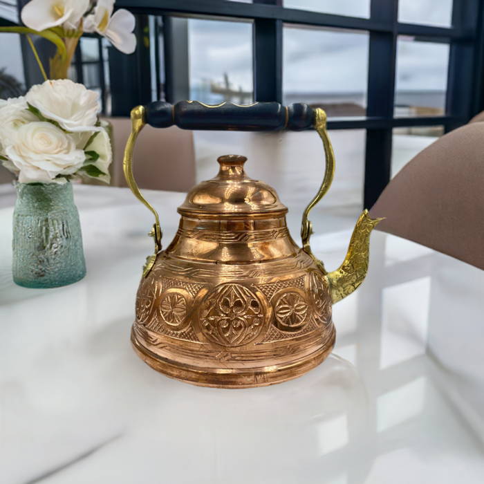 Lavina | Copper Tea Pot Traditional Patterned (19 cm)