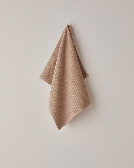Professional-Grade-Cotton-Face-Towel-Salmon-Grid-Pattern