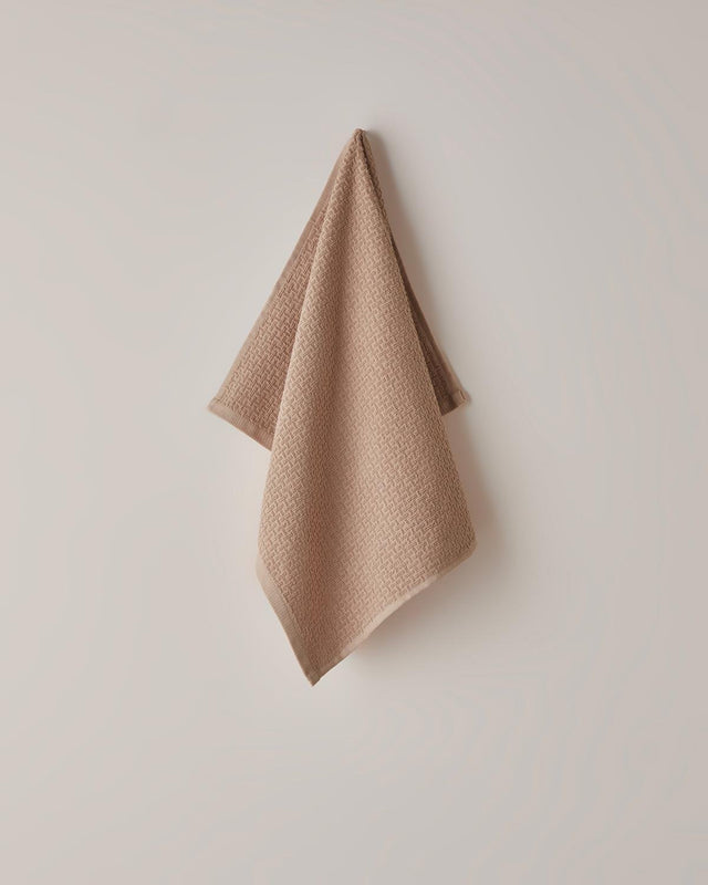 Professional-Grade-Cotton-Face-Towel-Salmon-Grid-Pattern