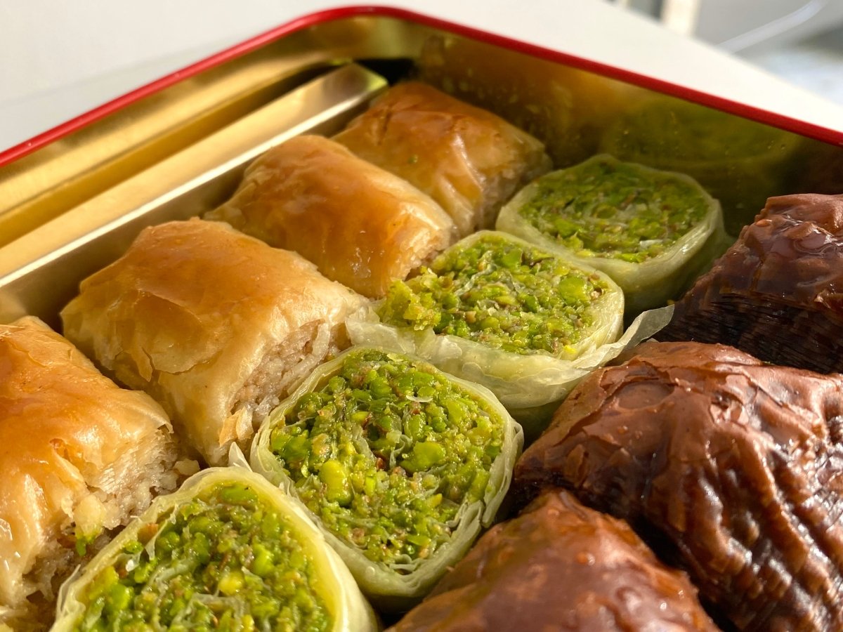 Hafiz Mustafa | Baklava Assortment (Small Box)