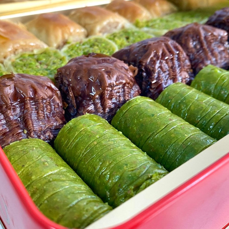 Hafiz Mustafa | Baklava Assortment (Small Box) - TryAladdin